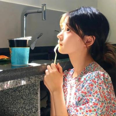 爱君如梦